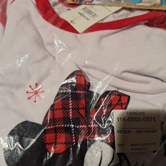 Disney Women's Mickey and Minnie PJ Set - Picture 6 of 6